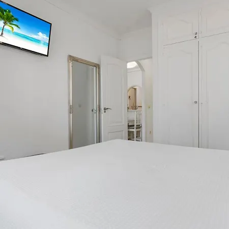 03526 Vistas Al Mar Lubinasol Primera Linea De Playa Apartment *